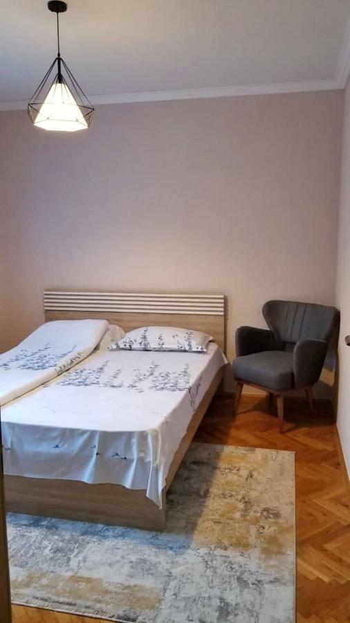 פרישטינה Cozy&Comfy Apartment In The Center Of Prishtina מראה חיצוני תמונה